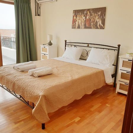 Villa Apex With Seaview Lagonisi Bagian luar foto